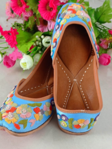 blue floral handcrafted jutti
